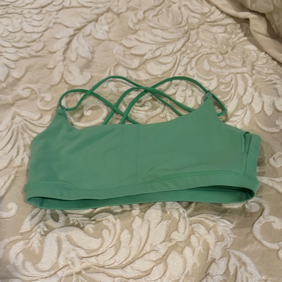 Oner Active Green Sports Bra - Picture 4 of 4